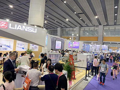『2019Chinaplas』 Liansu Machinery le invita a compartir información sobre la exposición