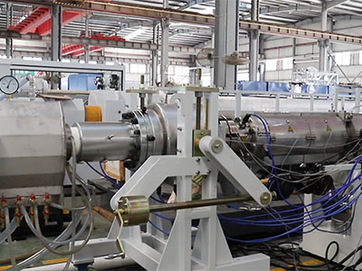 Linea de produccion de tubos de PVC de alta velocidad LSP-160